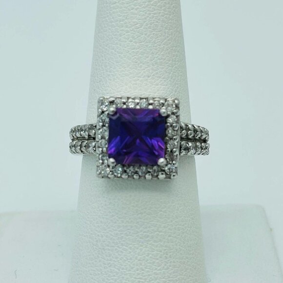 Blue Sapphire Ring Sterling Silver Accented with Rhinestones Size 7 & 3/4 - Picture 7 of 9